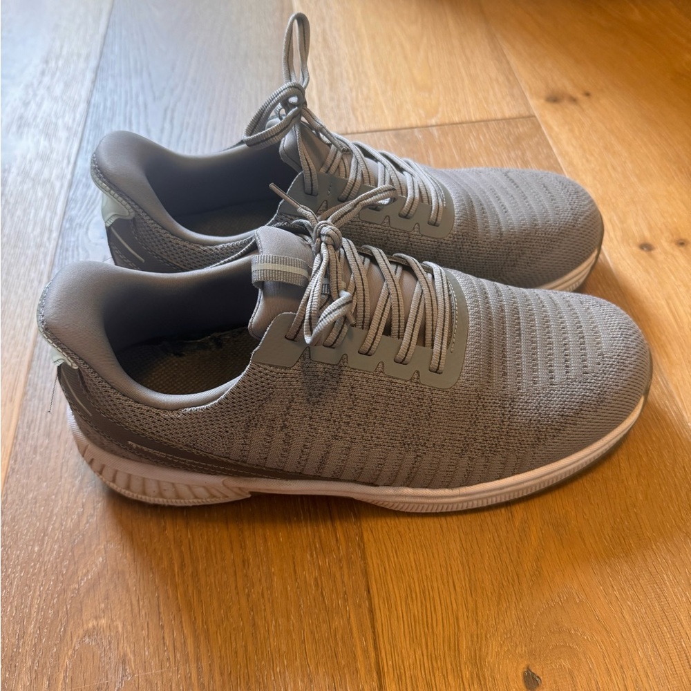 Orthofeet Mens Gray Knit Sneakers – Size 10W Wide